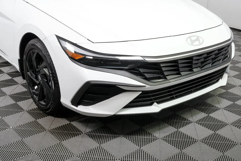 New 2026 Serenity White Hyundai SEL Sport image 14