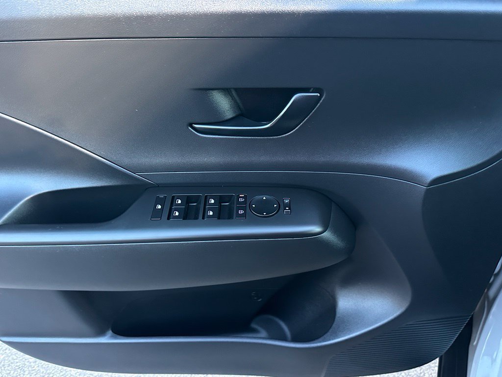 2024 Hyundai Kona SEL - Photo 10