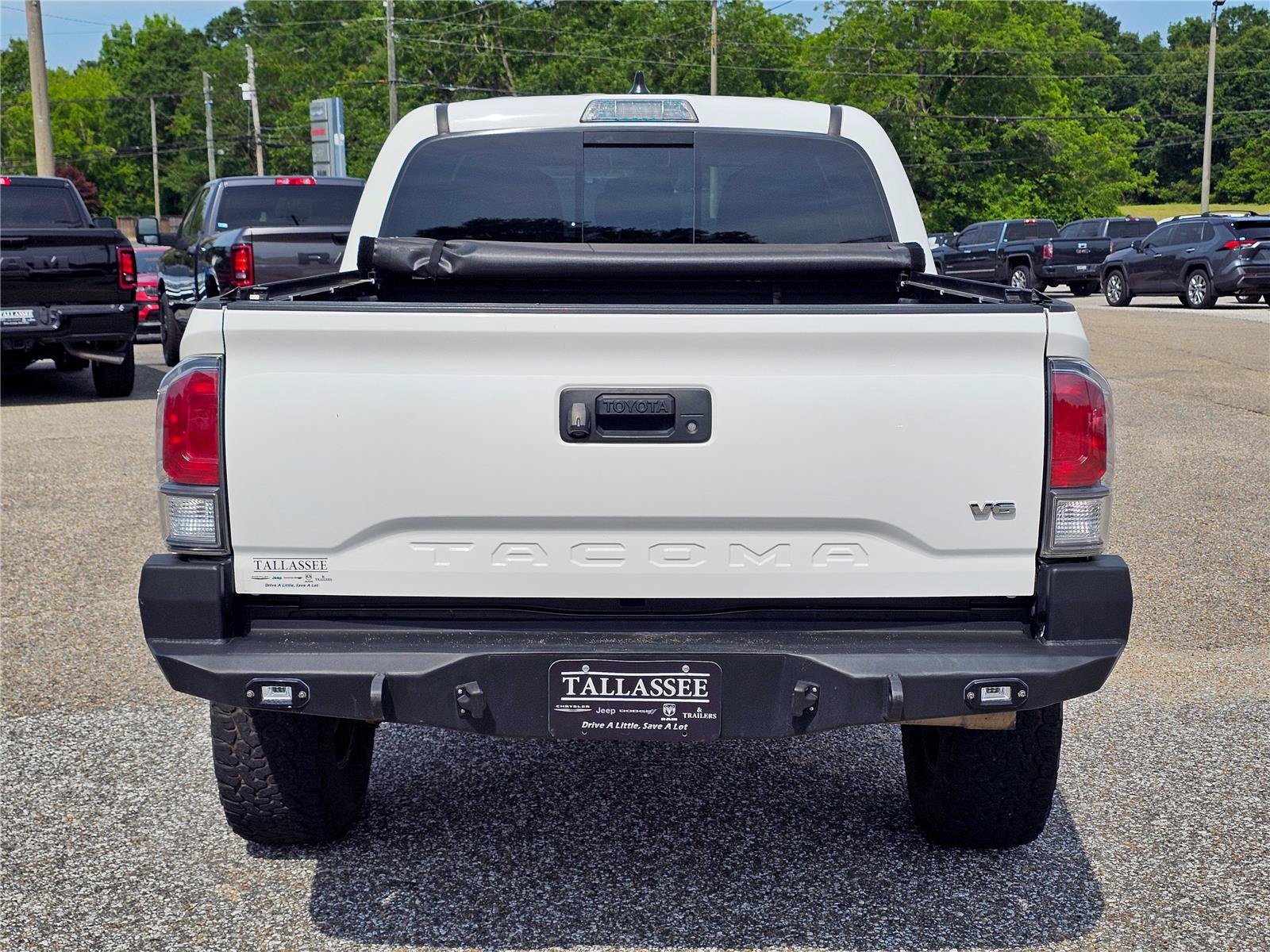 2023 Toyota Tacoma TRD Sport - Photo 11