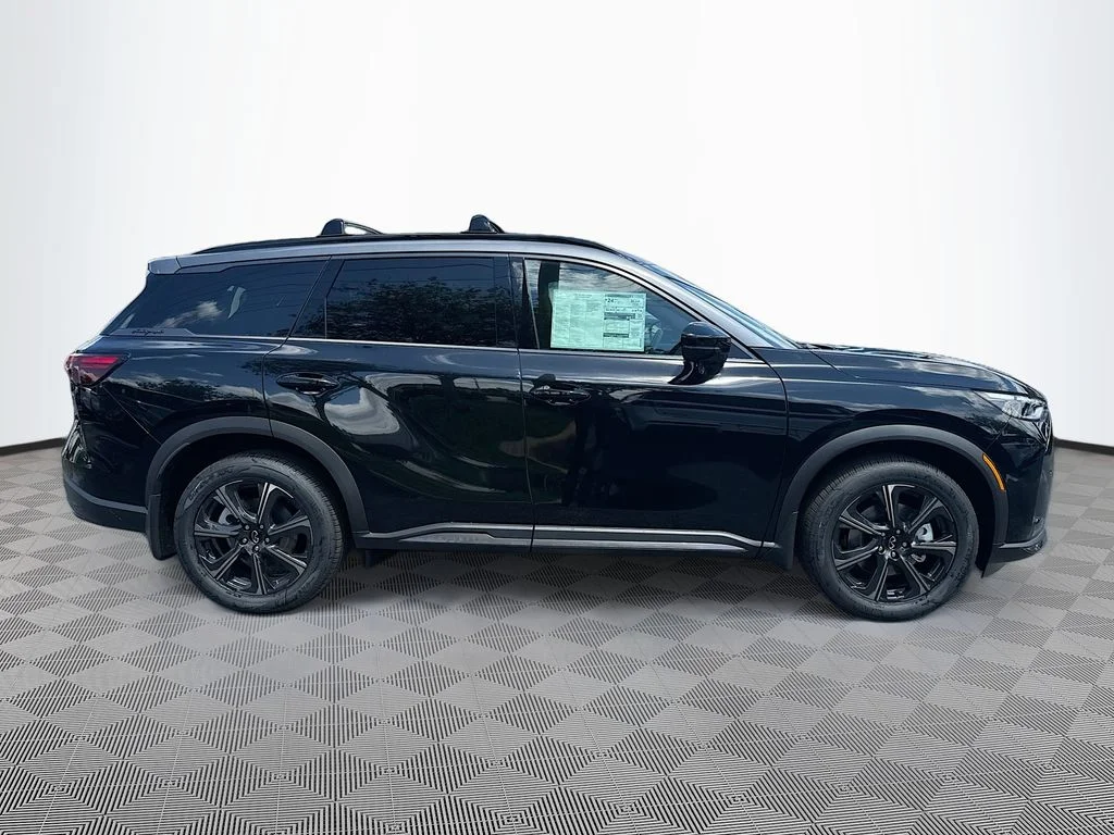 Used 2026 Black INFINITI Autograph image 4