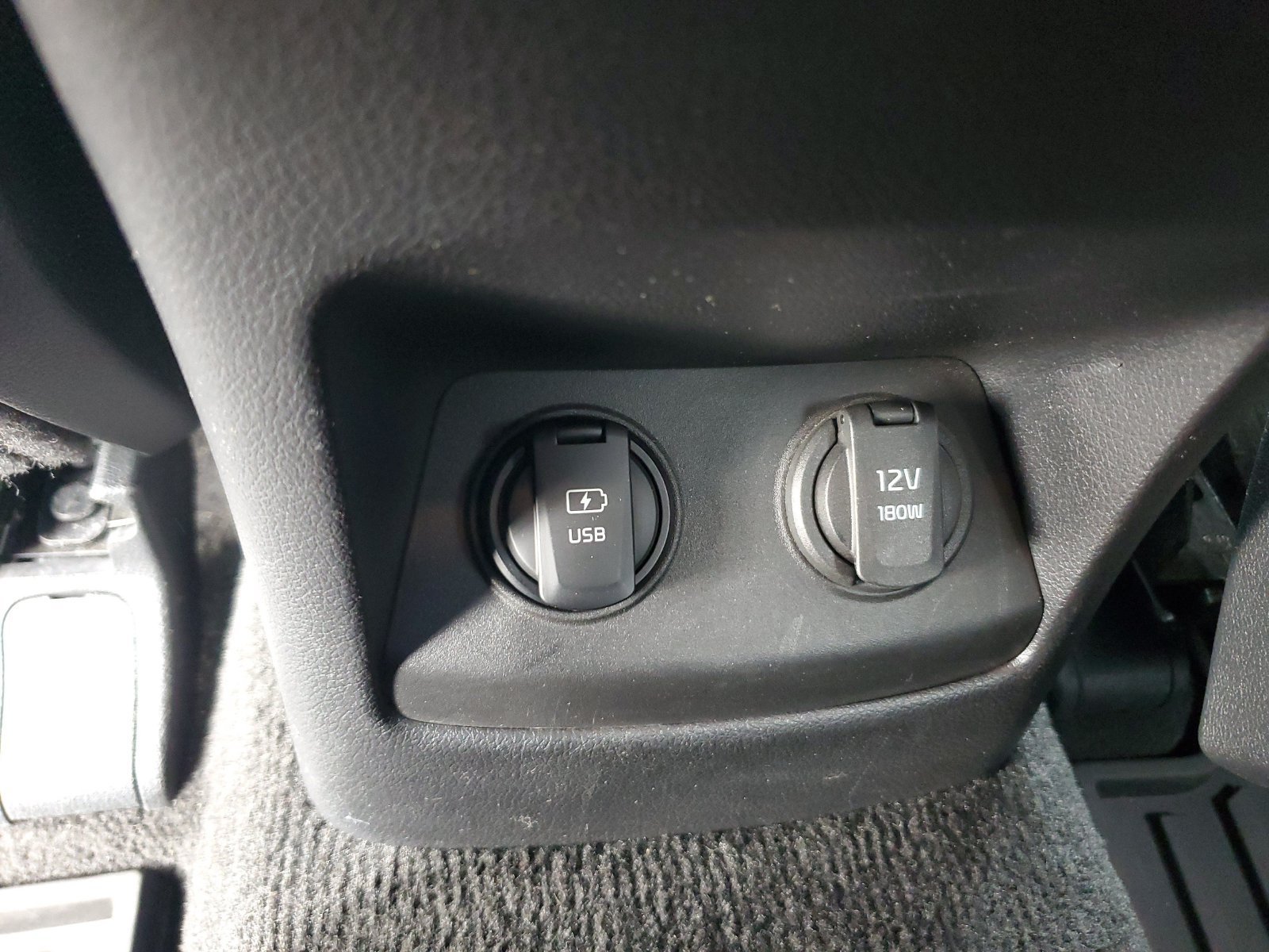 Used 2020 Red Kia EX image 10