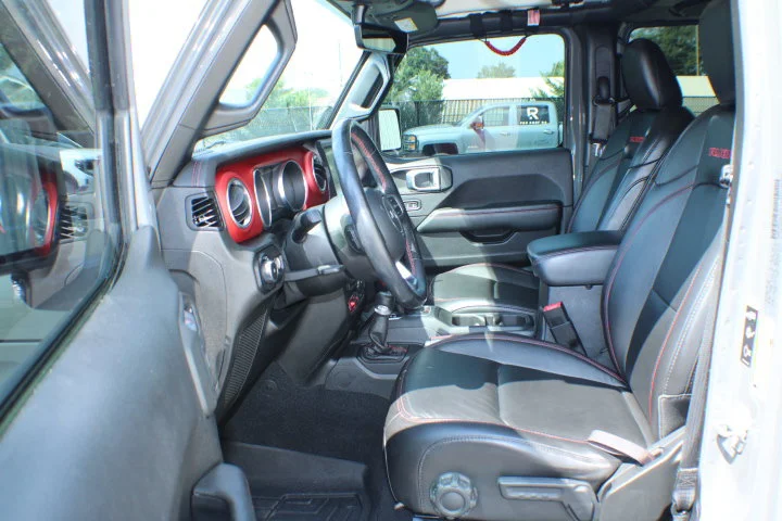 Used 2020 Gray Jeep Rubicon 4x4 image 13