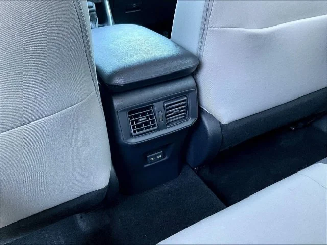 Used 2022 Red Toyota XLE image 10