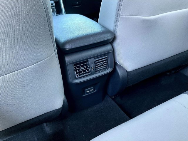 Used 2022 Red Toyota XLE image 10