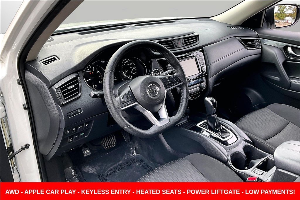 Used 2019 White Nissan SV image 21