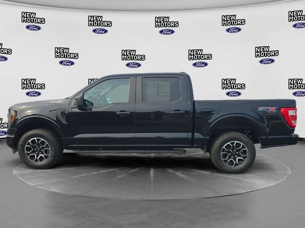 Used 2023 Black Metallic Ford XL image 16