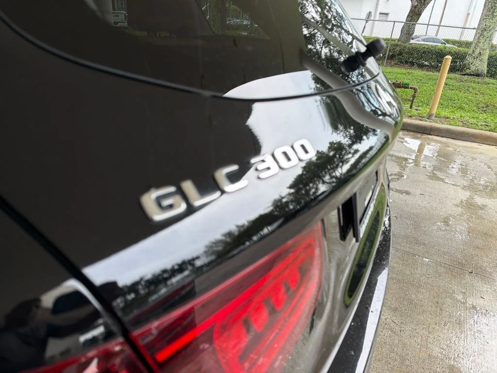 Used 2020 Black Mercedes-Benz GLC 300 image 19