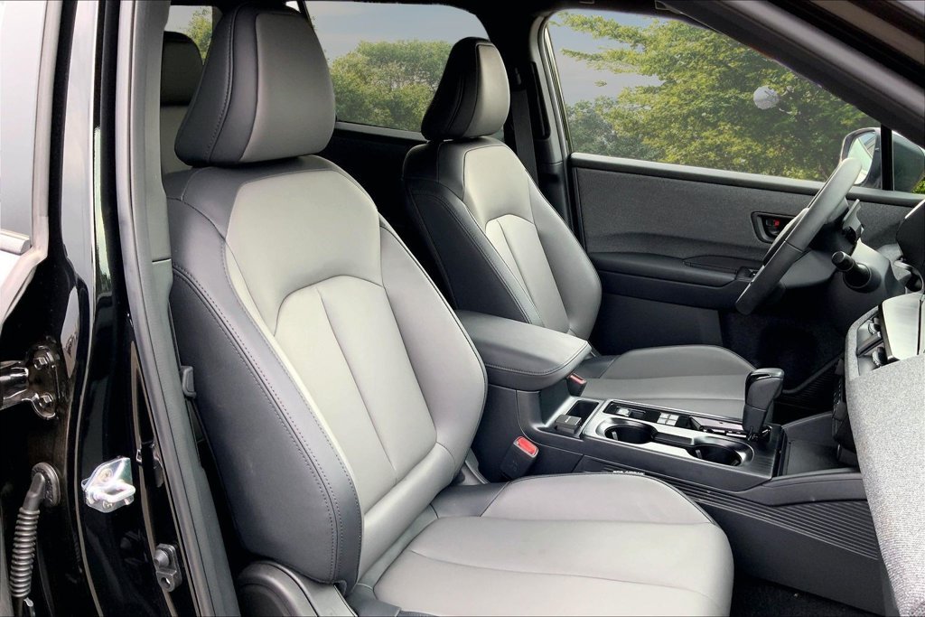 Used 2026 Black Subaru Premium image 27
