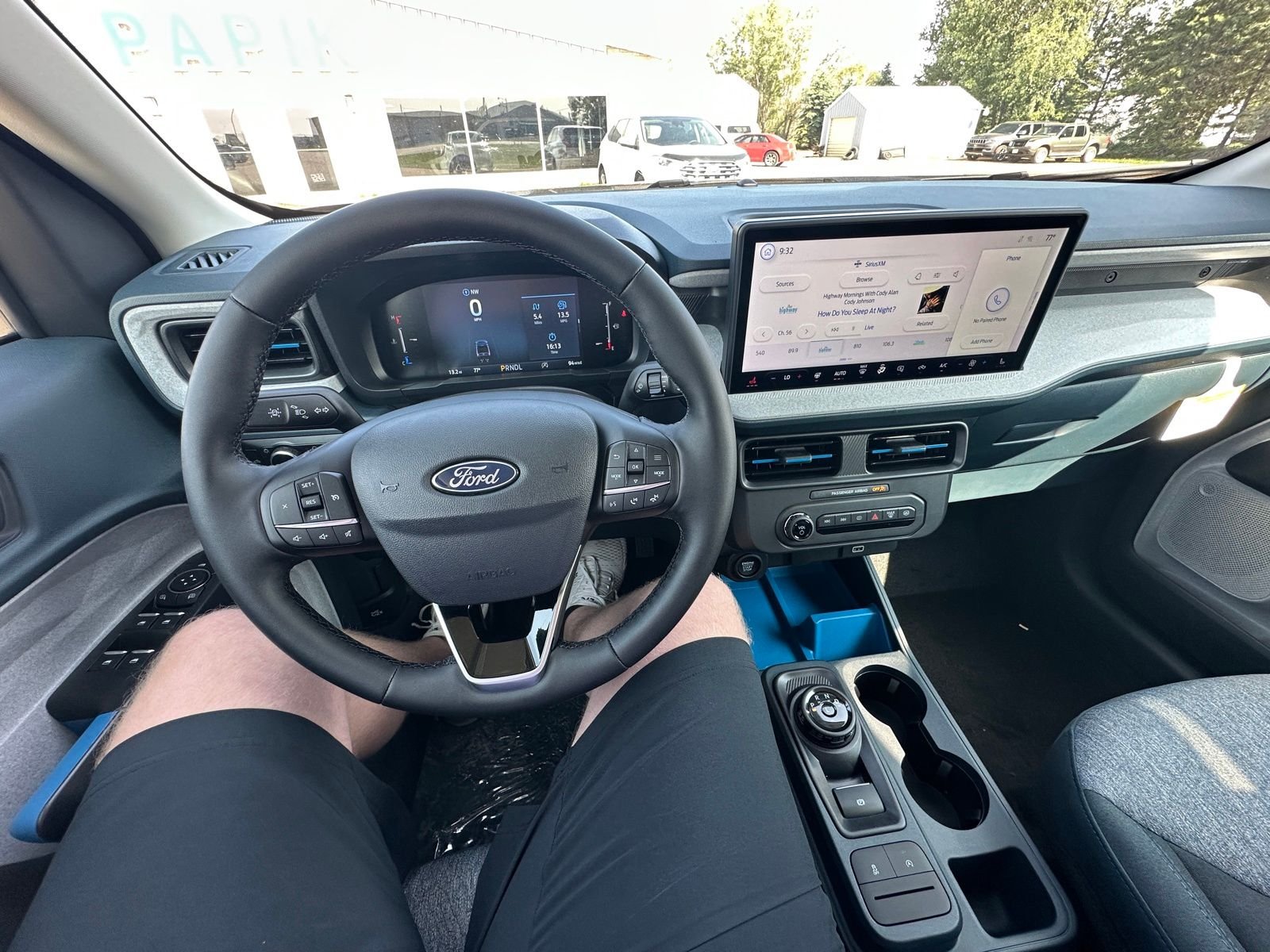 2025 Ford Maverick XLT - Photo 11