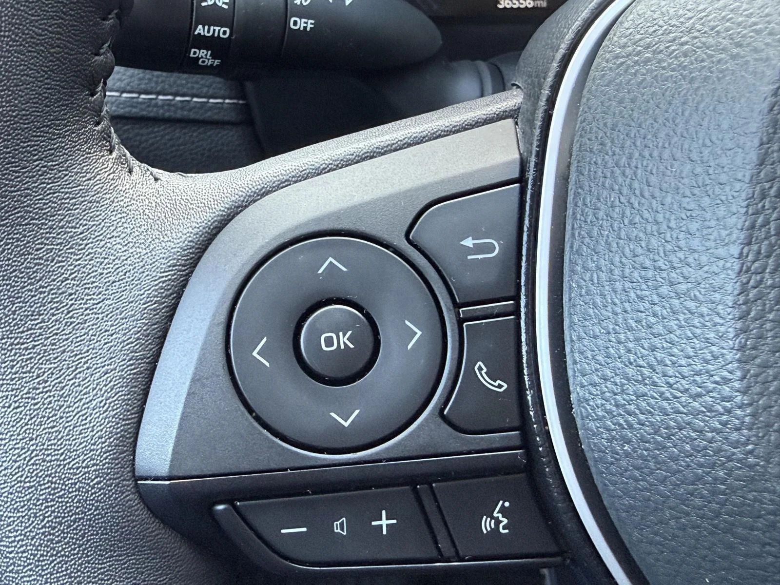 Used 2023 Wind Chill Pearl Toyota Limited image 19