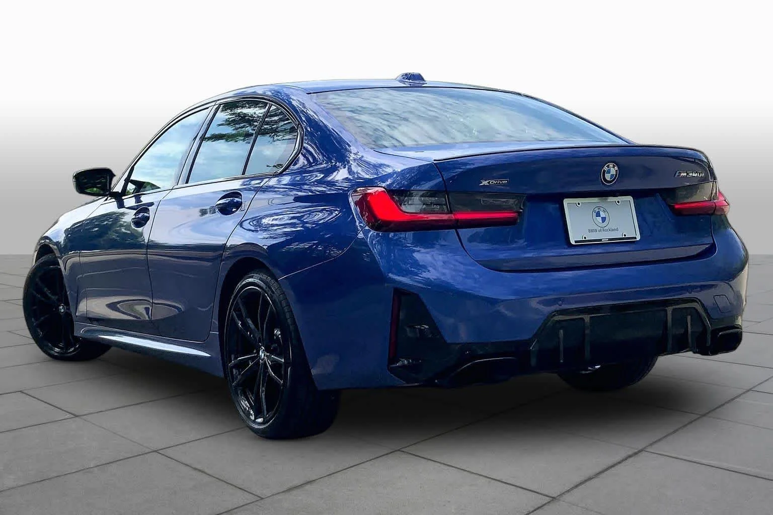 Used 2023 Portimao Blue Metallic BMW M340i xDrive image 11