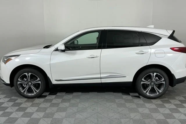 Certified Used 2026 Platinum White Pearl Acura Technology Package image 4