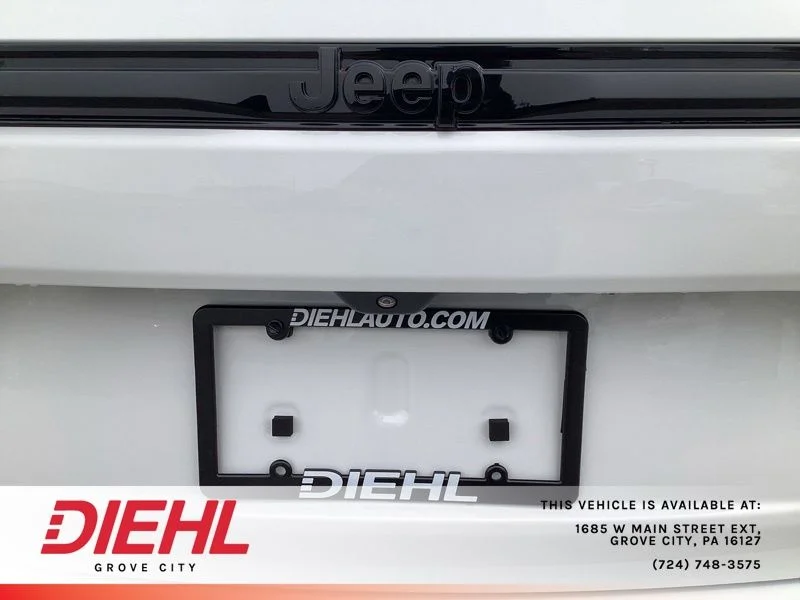 Used 2023 White Jeep Altitude X image 11