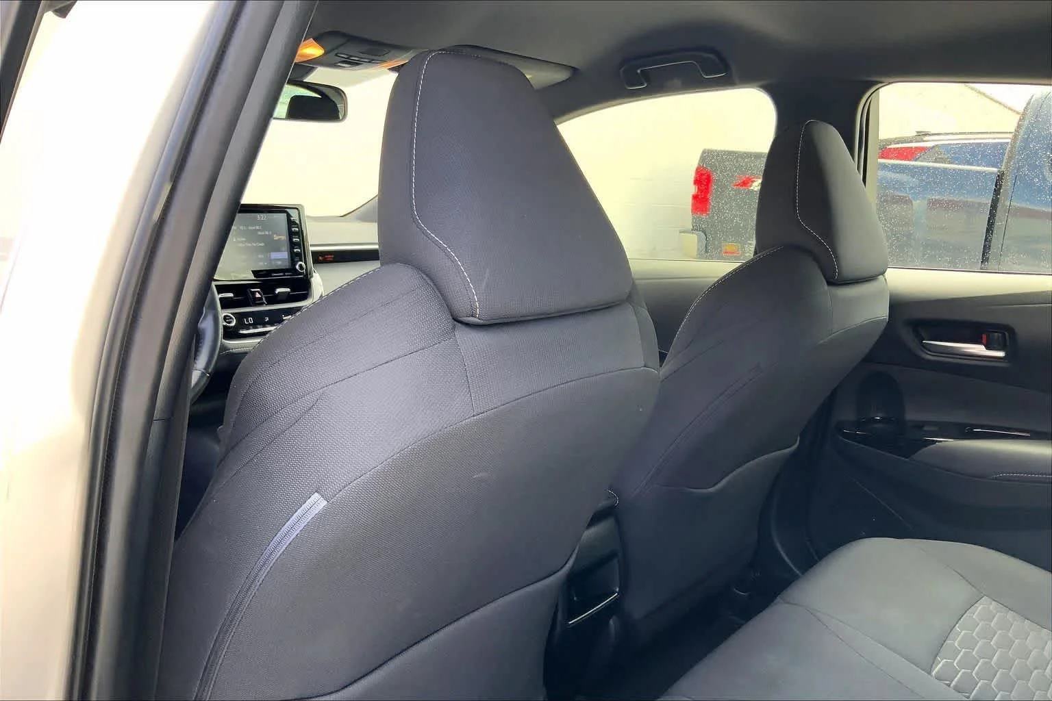 Used 2019 Sil/silver Toyota SE image 12