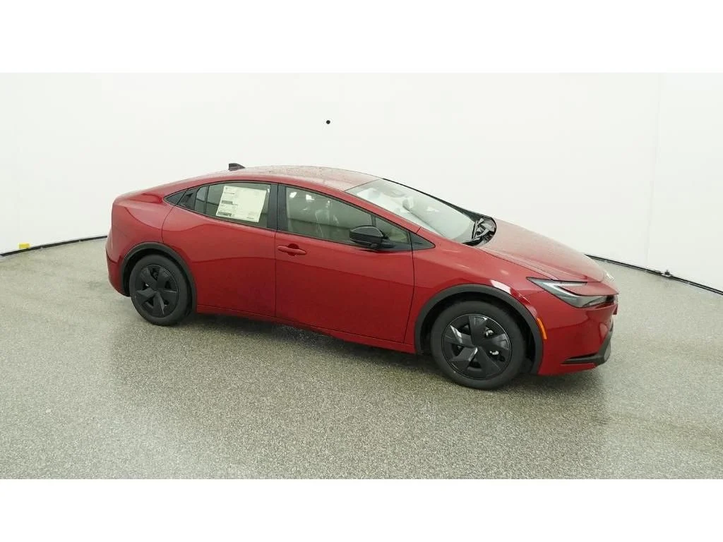 New 2026 Supersonic Red Toyota LE image 34