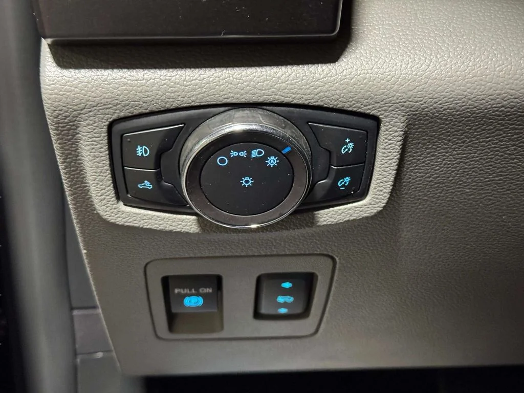2018 Ford F-150 XLT - Photo 18