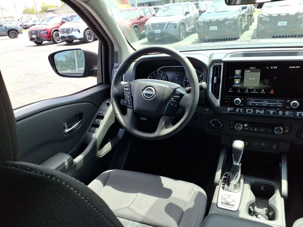 New 2026 Super Black Nissan Crew Cab SV image 7