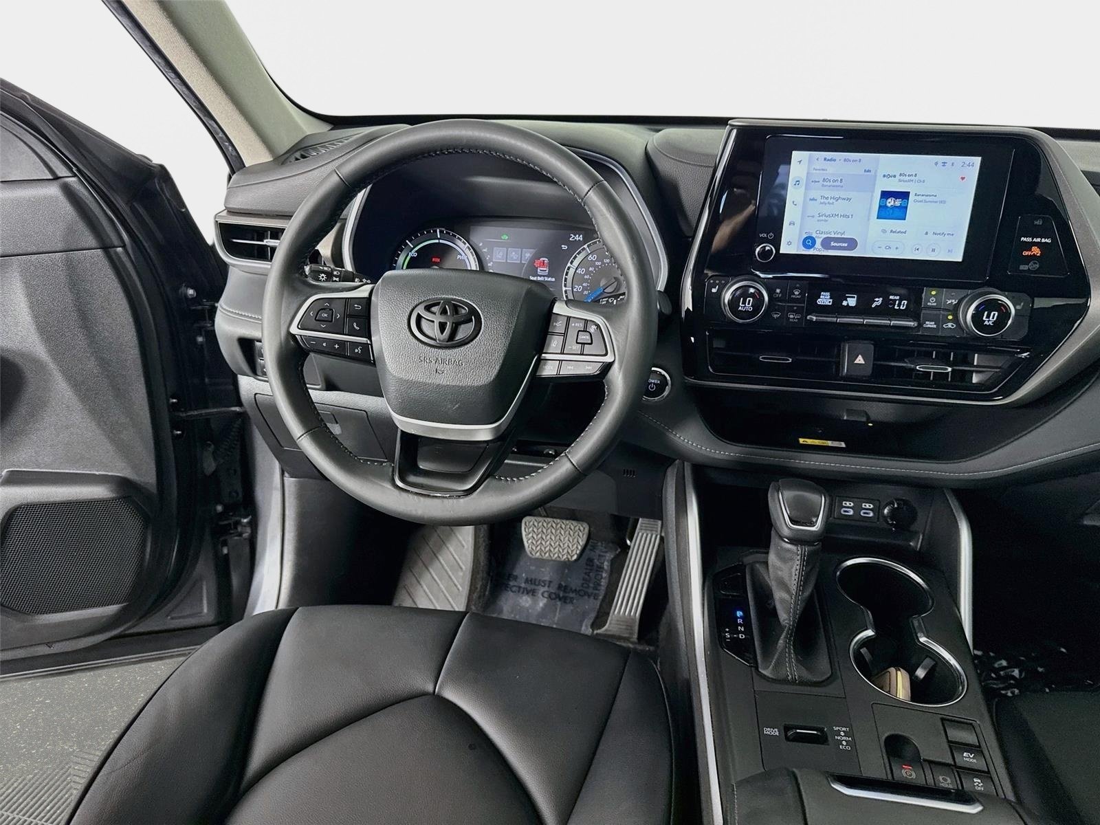 Used 2023 Magnetic Gray Metallic Toyota Hybrid XLE image 23