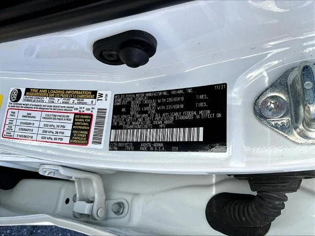 Used 2022 Beige Toyota Bronze Edition image 21
