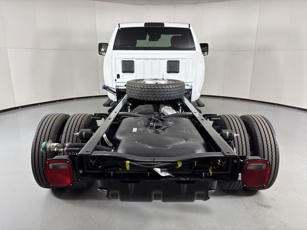 New 2026 Bright White Clearcoat RAM Tradesman image 6