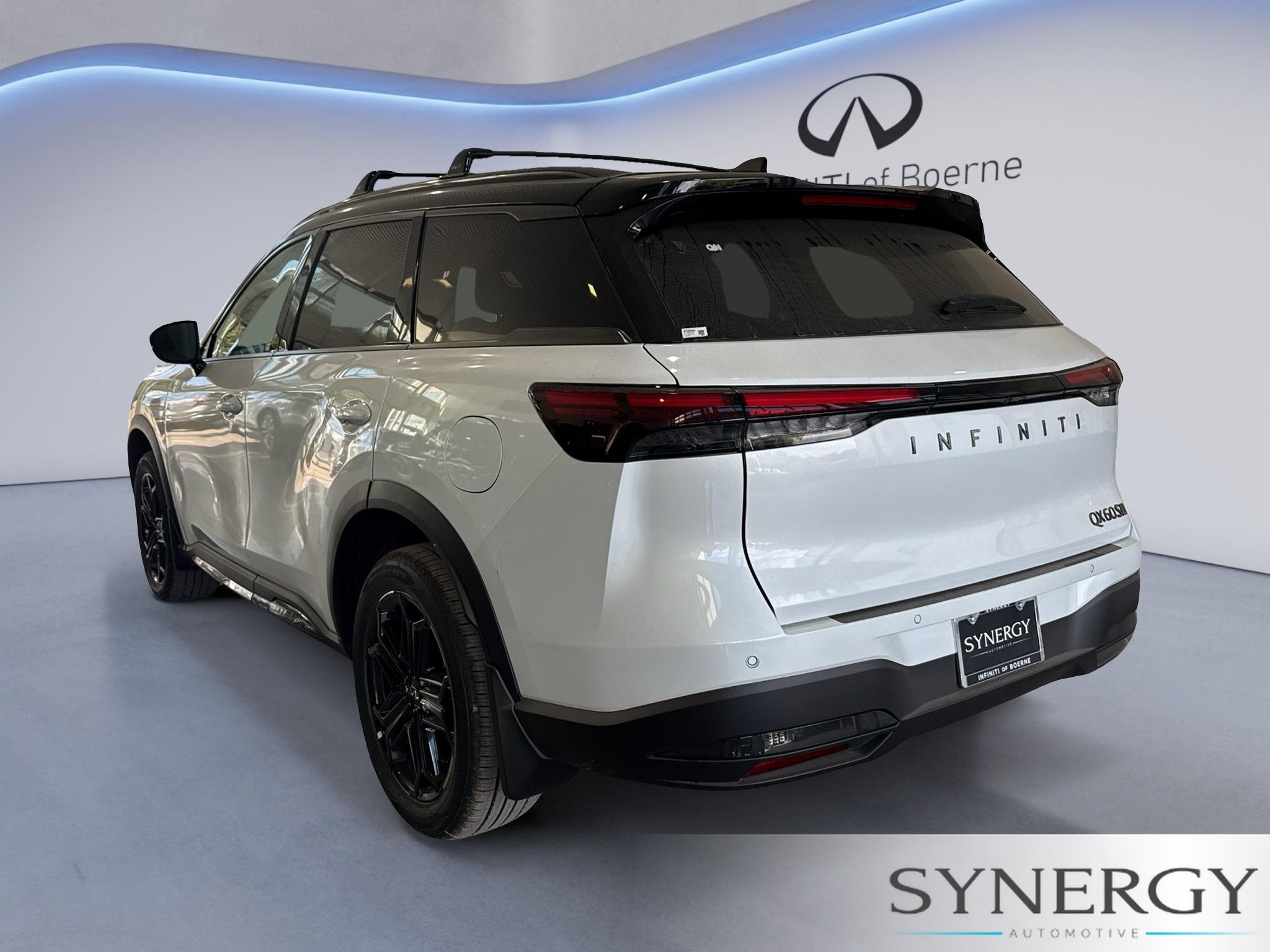 New 2027 2T RAD WHT INFINITI Sport AWD image 7