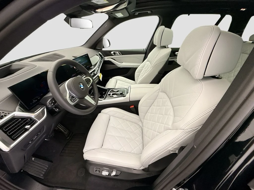 New 2026 Black BMW xDrive40i image 18