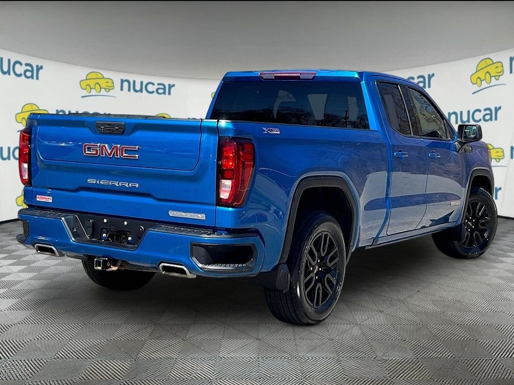 Used 2022 Blue GMC Elevation image 6