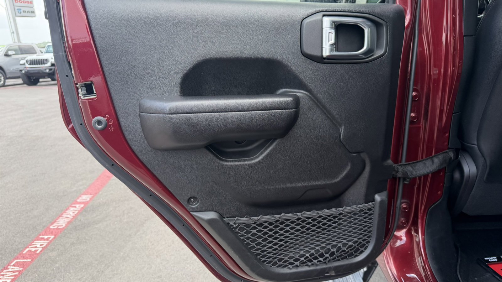 Certified Used 2021 Snazzberry Pearlcoat Jeep Rubicon image 13