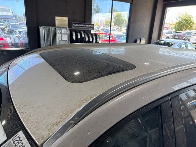 Used 2024 White Mazda Preferred image 4