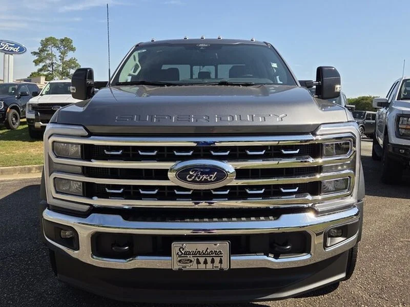 New 2026 Carbonized Gray Metallic Ford F-450® LARIAT® image 2