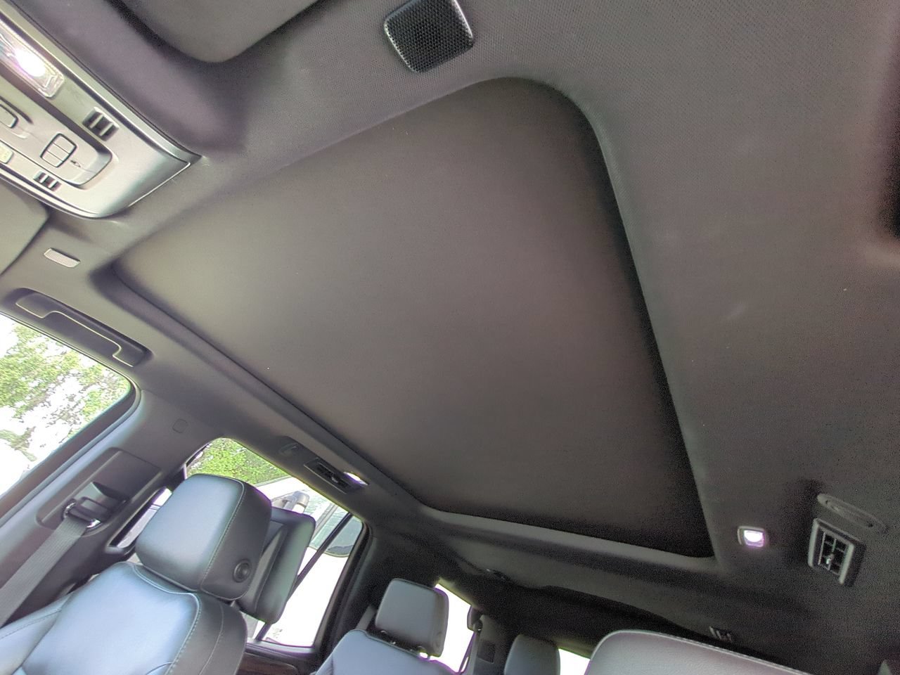 Used 2021 Shadow Gray Metallic Chevrolet Z71 image 18