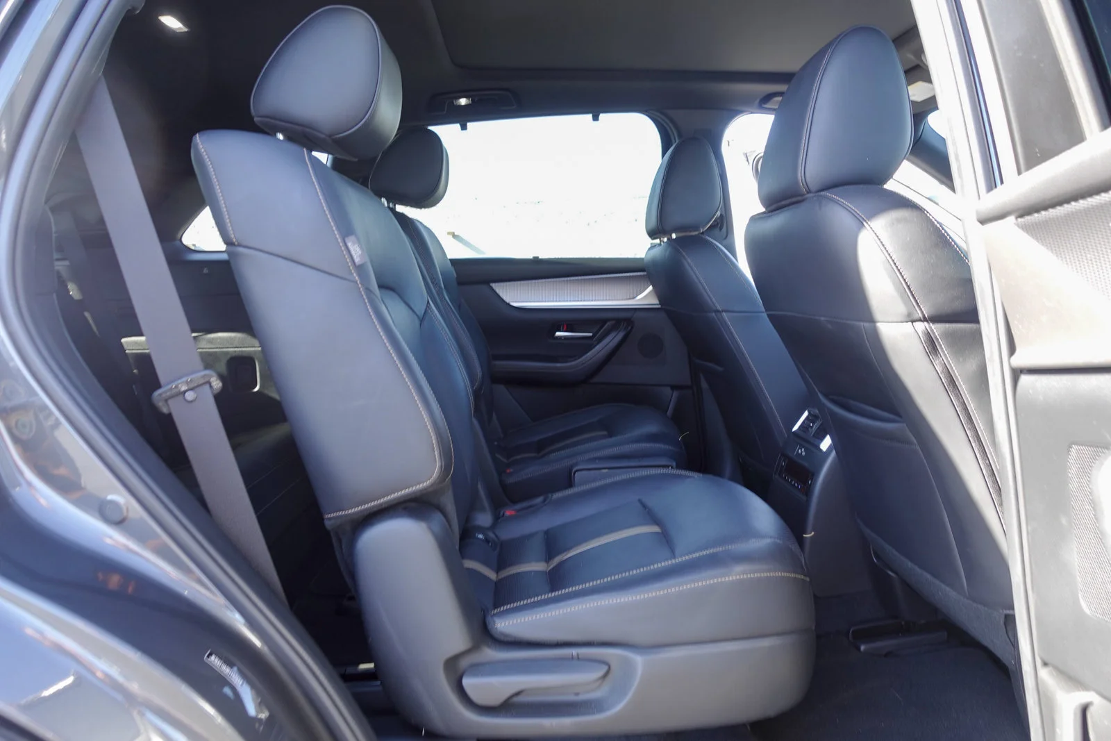 Certified Used 2024 Machine Gray Metallic Mazda Premium Plus image 18