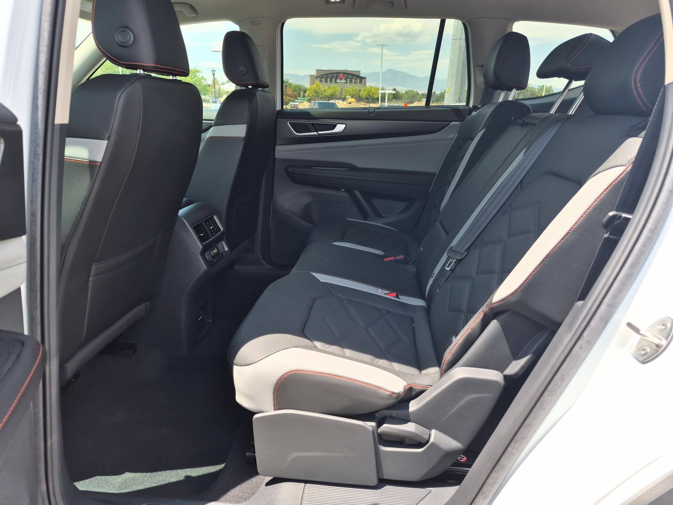 New 2026 Pearl Volkswagen 2.0T Peak Edition image 26