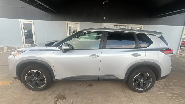 Used 2024 Silver Nissan SV image 2