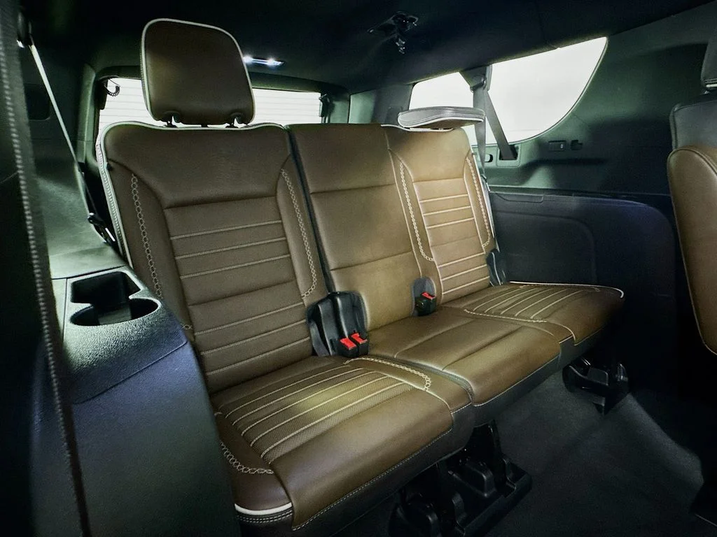 Used 2025 White GMC Denali Ultimate image 34