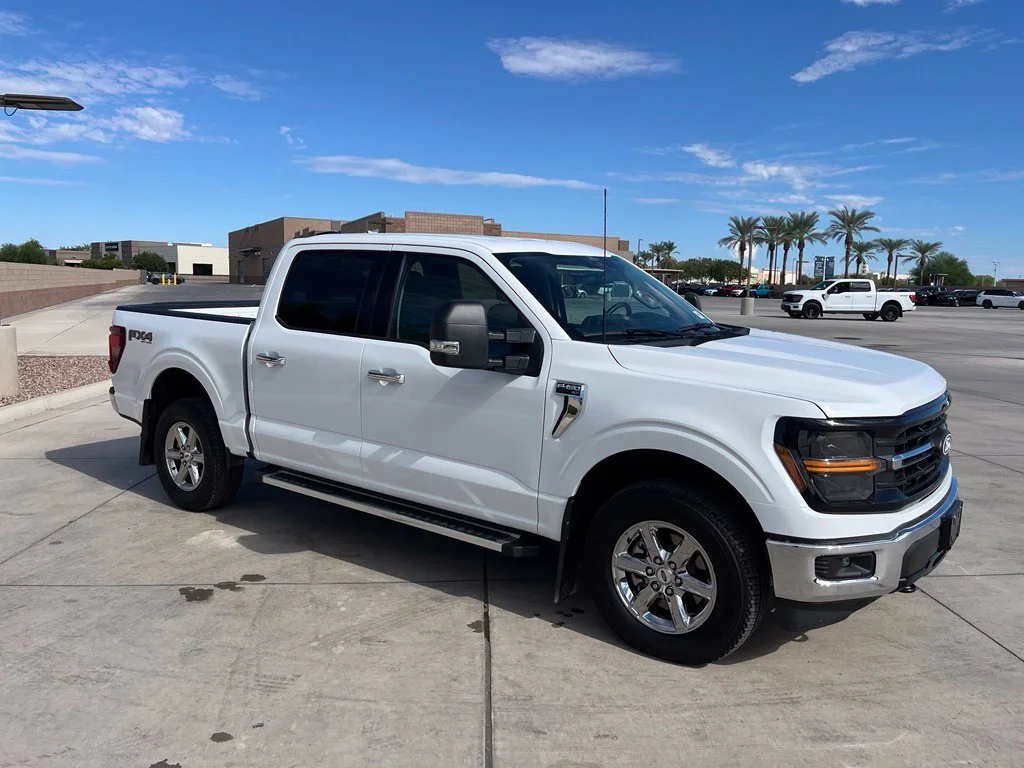Used 2025 White Ford XLT image 4