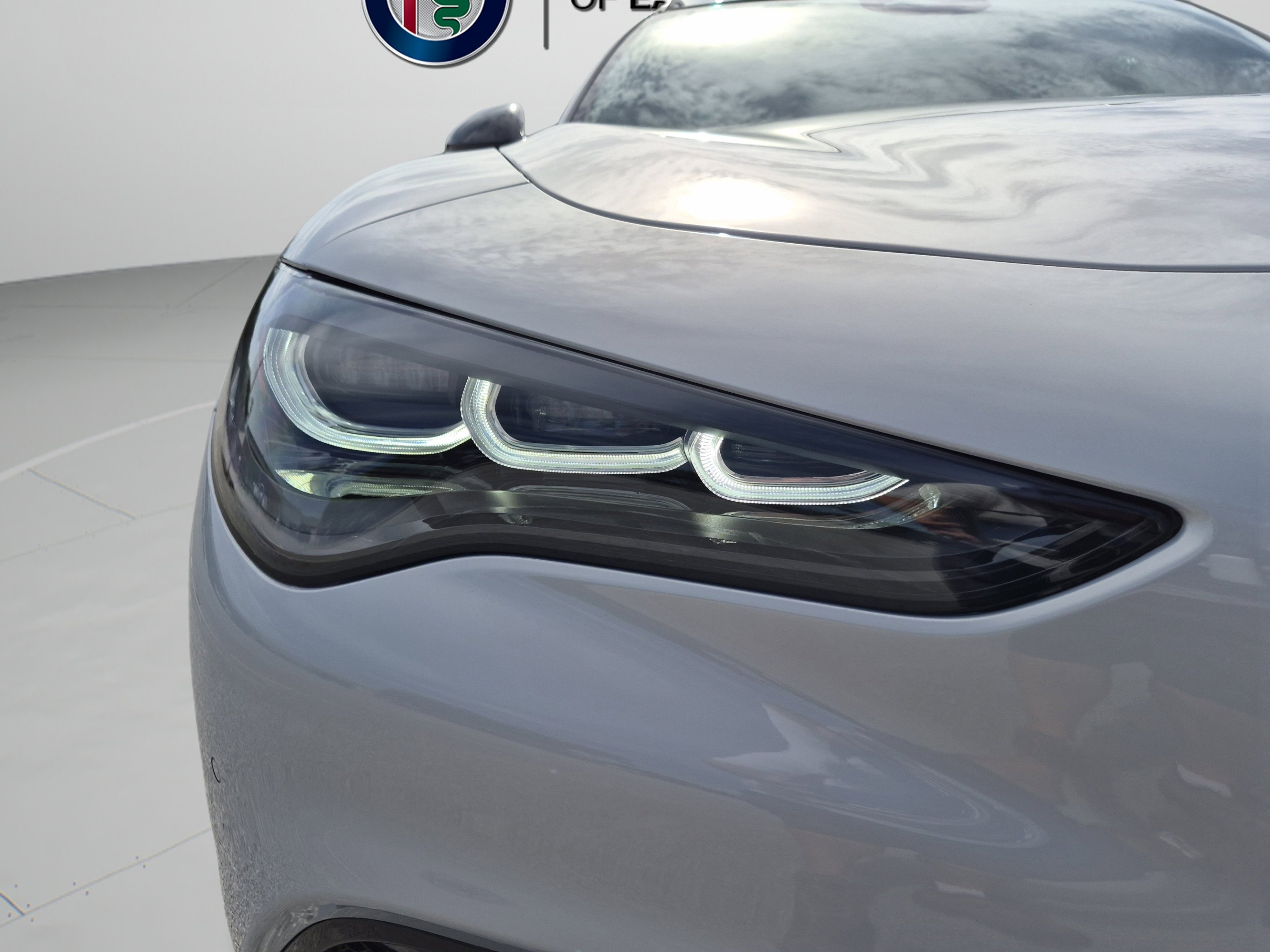 New 2026 Moonlight Gray Metallic Alfa Romeo  image 66