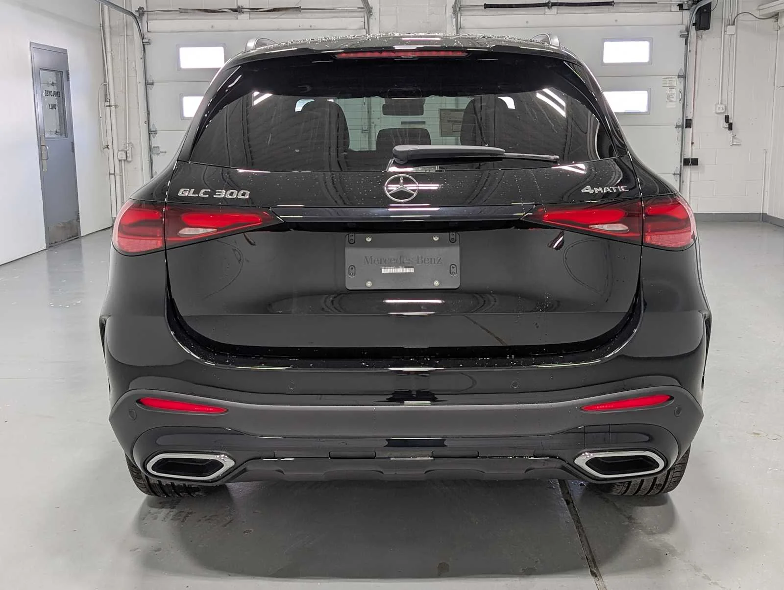 Certified Used 2026 Black Mercedes-Benz GLC 300 image 8