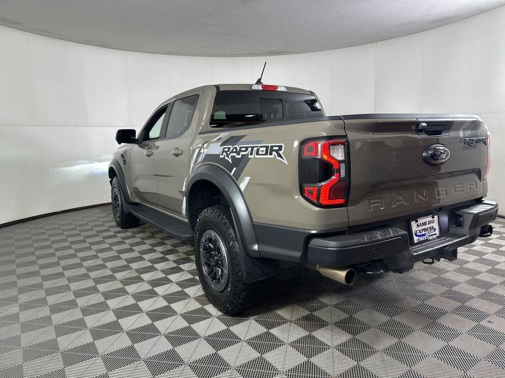 Used 2025 Gray Ford Raptor image 19
