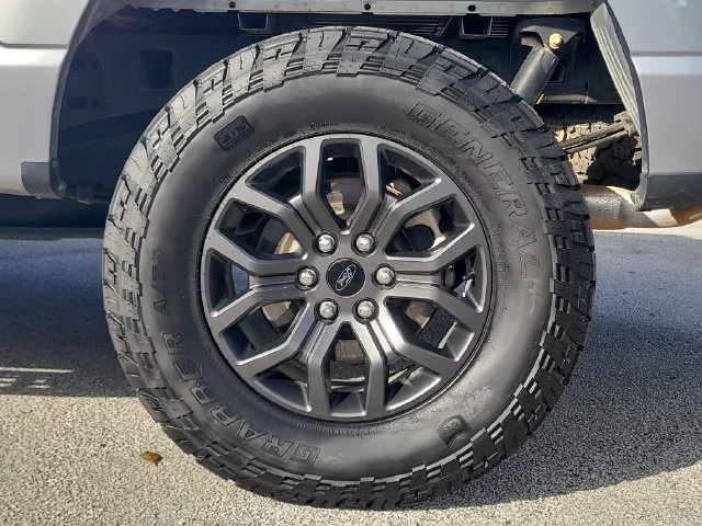 Used 2023 Silver Ford Tremor image 8