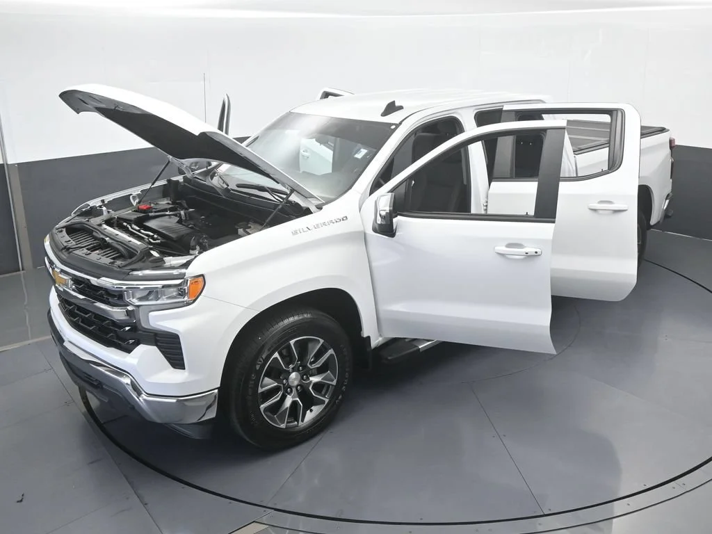 Used 2023 Summit White Chevrolet LT image 66