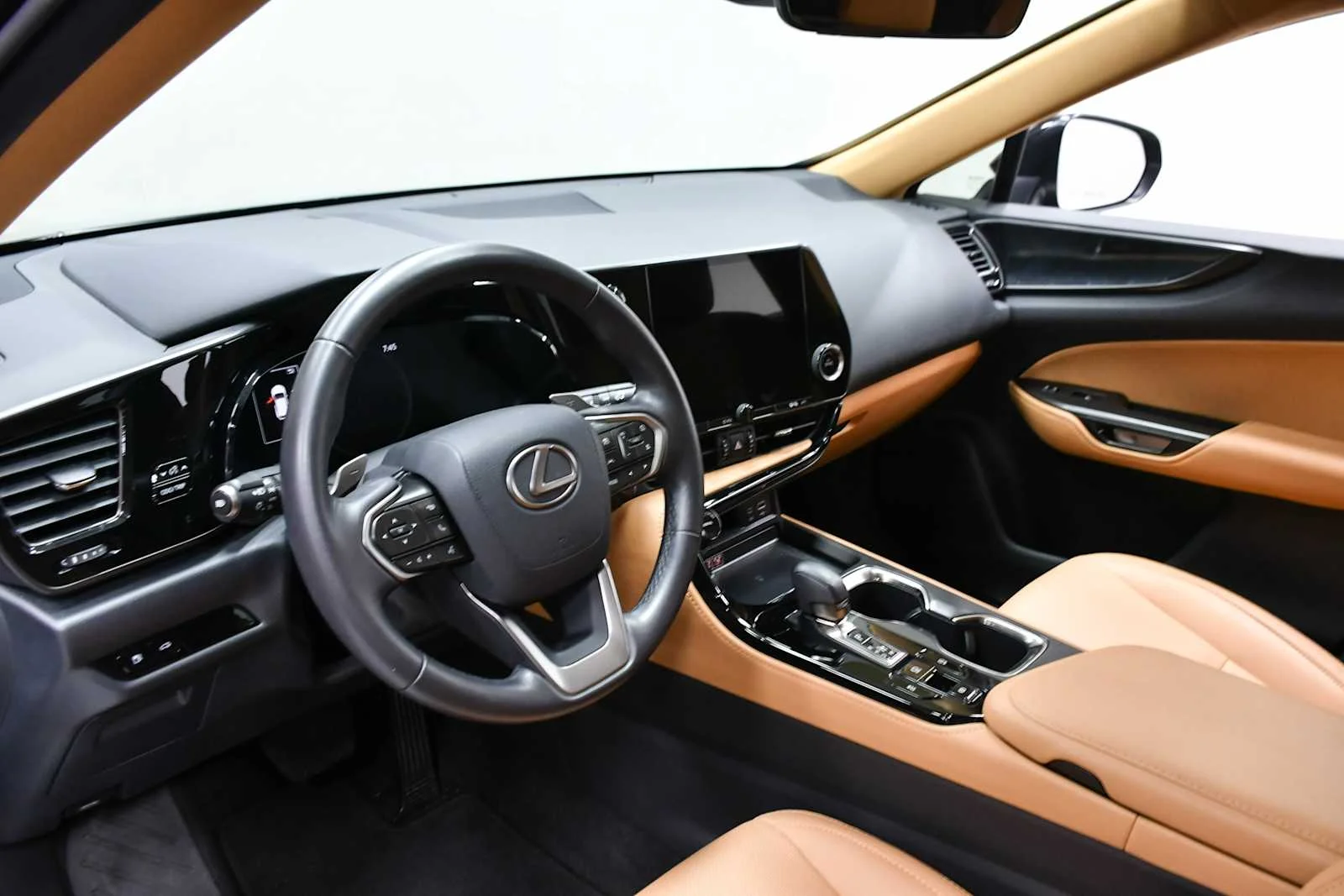 Certified Used 2025 Caviar Lexus  image 14
