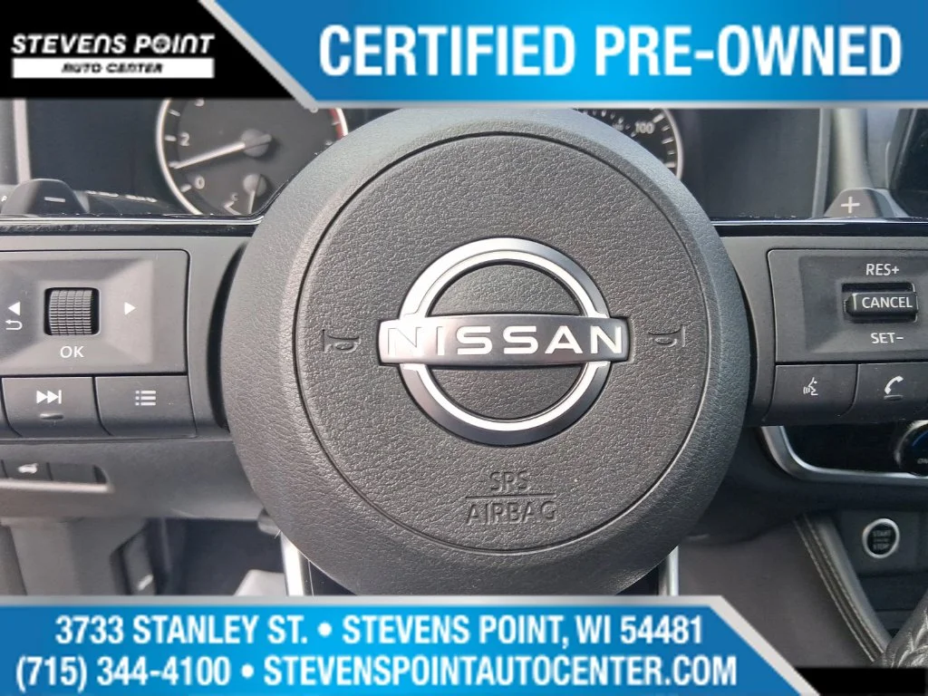 Used 2023 Super Black Nissan SL image 21