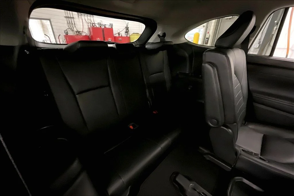 Certified Used 2020 Gray Toyota XLE image 33