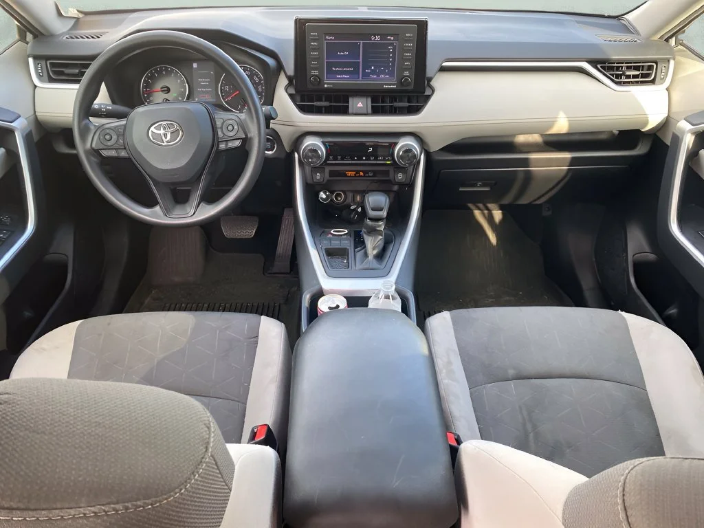Used 2022  Toyota XLE image 12