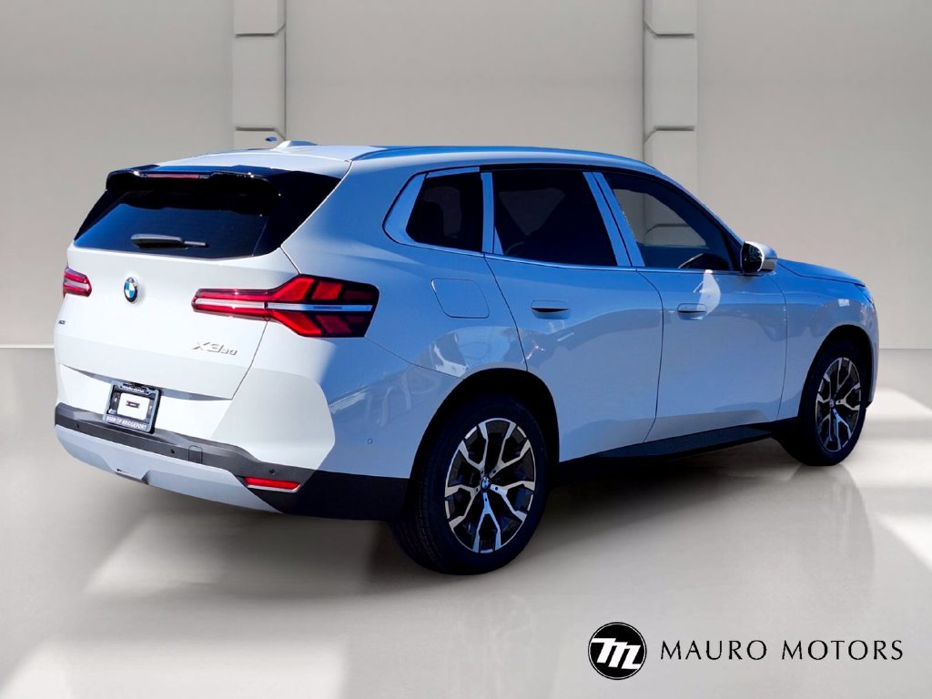 New 2026 White BMW 30 xDrive image 4