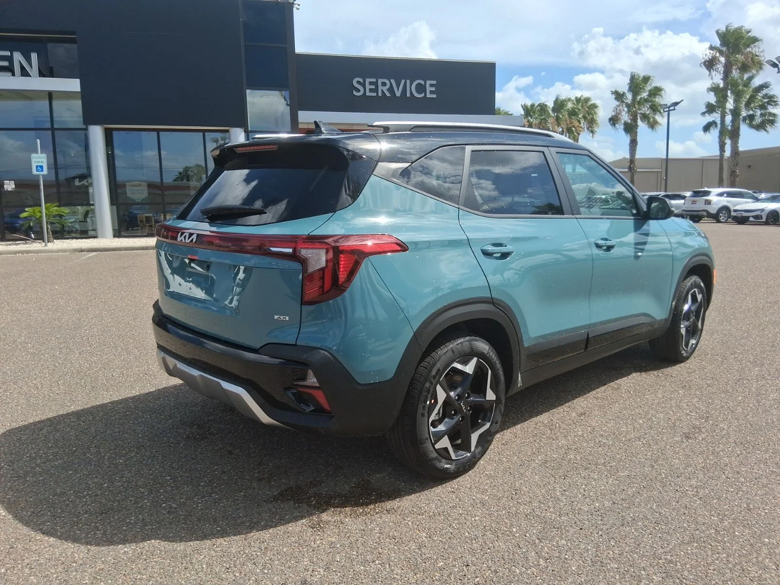New 2026 Blue Kia S image 4