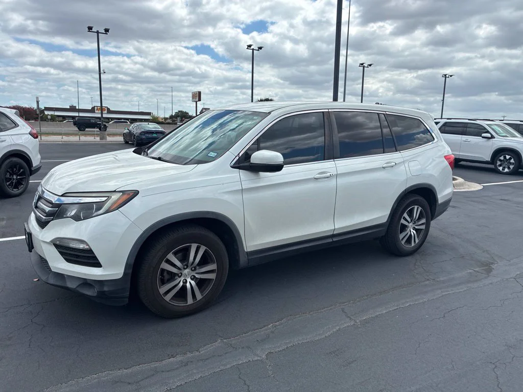2017 Honda Pilot EX