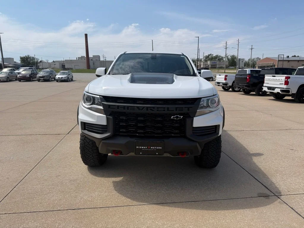 Used 2022 White Chevrolet ZR2 image 6