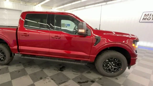 New 2026 Ruby Red Metallic Tinted Clearcoat Ford XLT image 9